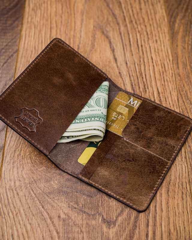 Документниця Buffalo Wild OKL1-MVTB BROWN Документниця Buffalo Wild OKL1-MVTB BROWN
